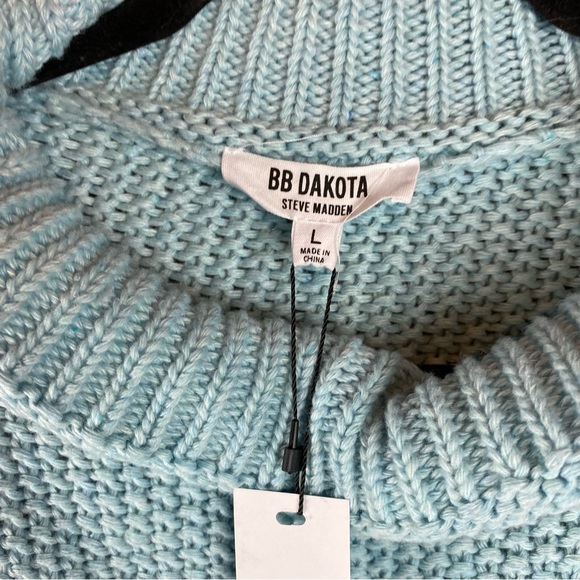 NWT BB Dakota/ Steve Madden Blue Cable Knit Sweater - Picture 4 of 6